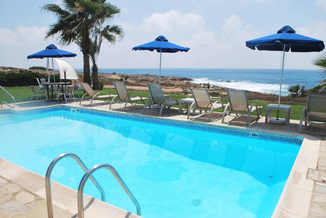 Sea Front Villa, Heated Private Pool, Amazing Location Paphos 323 كيسونيجرا المظهر الخارجي الصورة