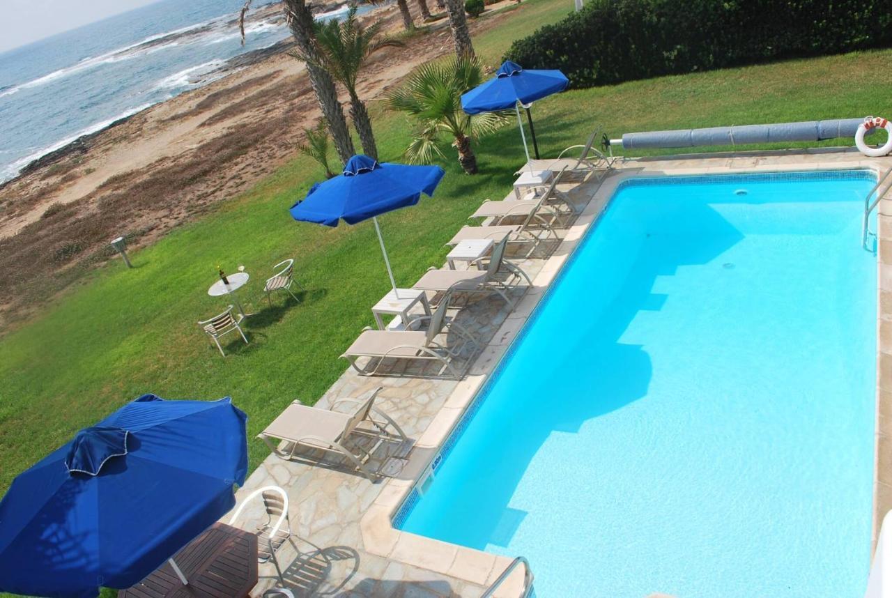 Sea Front Villa, Heated Private Pool, Amazing Location Paphos 323 كيسونيجرا المظهر الخارجي الصورة